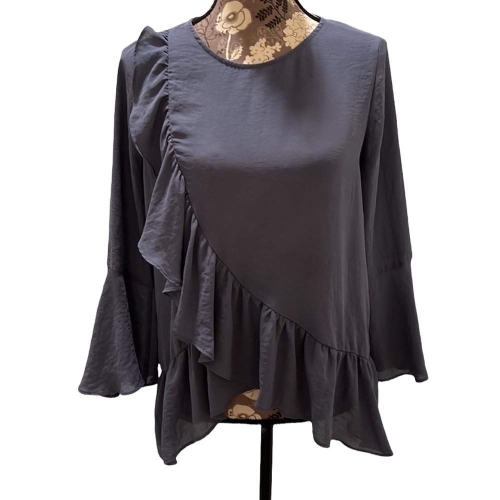 Sunday Sale $10 Pleione Draped Ruffle Blouse🌺🌺